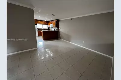 351 NW 82nd Ave #1118, Miami, FL 33126 - Photo 3