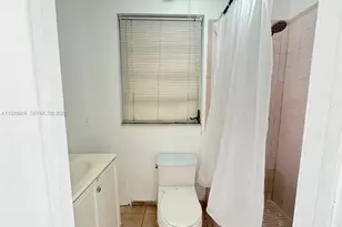 1200 NW 37th Ave, Miami, FL 33125 - Photo 7