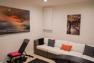 19907 NW 67th Ct, Hialeah, FL 33015 - Photo 43