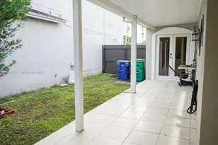 19907 NW 67th Ct, Hialeah, FL 33015 - Photo 51
