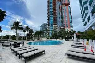 400 South Pointe Dr, Miami Beach, FL 33139 - Photo 27