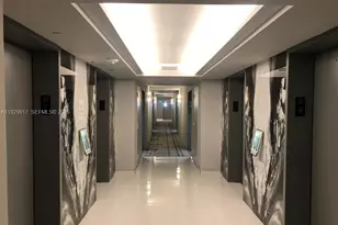 400 South Pointe Dr, Miami Beach, FL 33139 - Photo 21