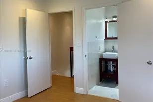 562 NW 82nd Pl, Miami, FL 33126 - Photo 21