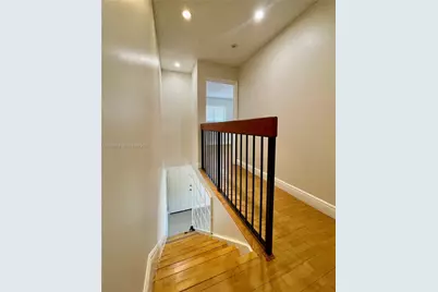 562 NW 82nd Pl #309, Miami, FL 33126 - Photo 29