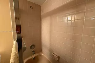 7664 NW 18th St, Margate, FL 33063 - Photo 21