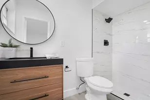 737 Nantucket Cir, Lake Worth, FL 33467 - Photo 17