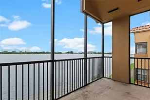 15569 N Miami Lakeway N, Miami Lakes, FL 33014 - Photo 23
