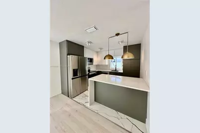 629 SW 4th St, Hallandale Beach, FL 33009 - Photo 7