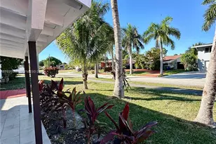 629 SW 4th St, Hallandale Beach, FL 33009 - Photo 3