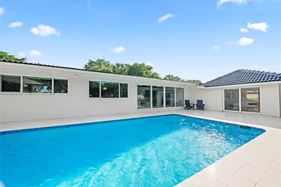 8451 Dundee Ter, Miami Lakes, FL 33016 - Photo 43