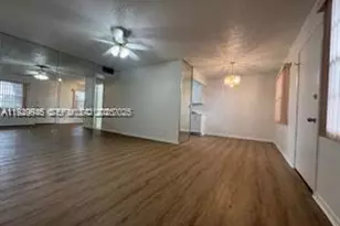 13550 SW 6th Ct, Pembroke Pines, FL 33027 - Photo 5