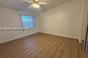 13550 SW 6th Ct, Pembroke Pines, FL 33027 - Photo 7