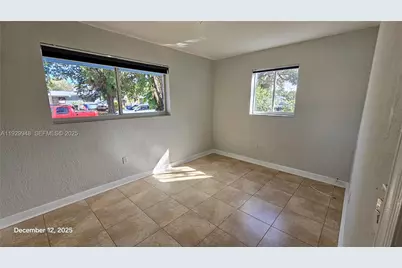 1040 N 70th Ave, Hollywood, FL 33024 - Photo 19
