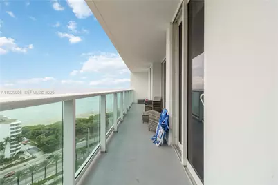 100 Bayview Dr #2014, Sunny Isles Beach, FL 33160 - Photo 5