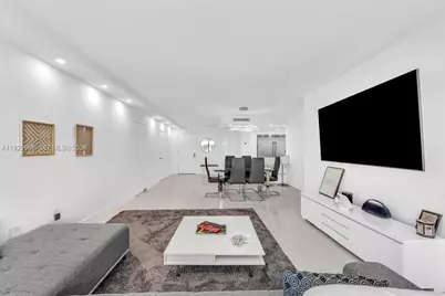 9801 Collins Ave #5U, Bal Harbour, FL 33154 - Photo 29