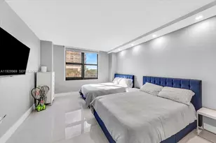 9801 Collins Ave, Bal Harbour, FL 33154 - Photo 37