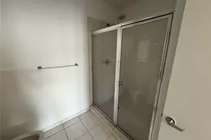 2275 Biscayne Bl, Miami, FL 33137 - Photo 9