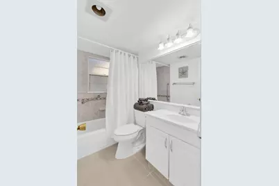 130 Brighton #D, Boca Raton, FL 33434 - Photo 9