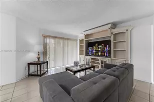 2221 SE 27th Dr, Homestead, FL 33035 - Photo 5