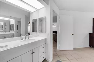 2221 SE 27th Dr, Homestead, FL 33035 - Photo 15