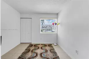 2221 SE 27th Dr, Homestead, FL 33035 - Photo 11