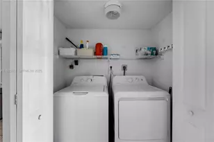 2221 SE 27th Dr, Homestead, FL 33035 - Photo 23