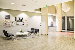 1750 N Bayshore Dr, Miami, FL 33132 - Photo 29