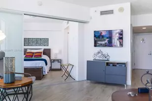 1750 N Bayshore Dr, Miami, FL 33132 - Photo 15