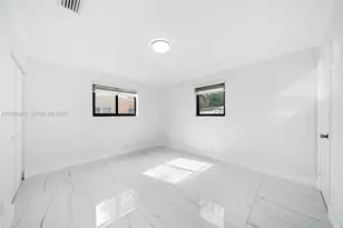 2401 SW 45th Ave, Fort Lauderdale, FL 33317 - Photo 11