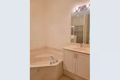2513 Stockbridge Sq SW, Vero Beach, FL 32962 - Photo 15