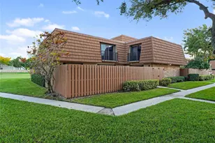 2565 Garden Ct, Cooper City, FL 33026 - Photo 1