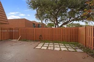 2565 Garden Ct, Cooper City, FL 33026 - Photo 25