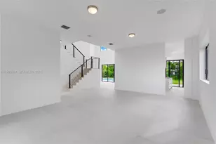 16492 S Botaniko Dr S, Weston, FL 33326 - Photo 13