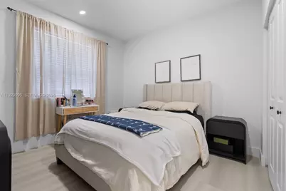 1387 SE 26th Ter, Homestead, FL 33035 - Photo 11