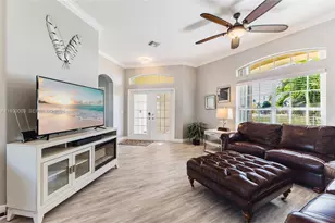 201 SW 35th St, Cape Coral, FL 33914 - Photo 7