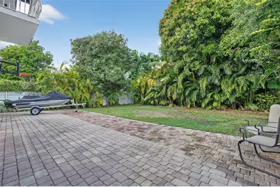 2913 SW 13th St, Miami, FL 33145 - Photo 43