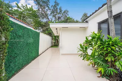 1344 SW 18th St, Miami, FL 33145 - Photo 53