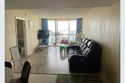 20301 W Country Club Dr #1630, Aventura, FL 33180 - Photo 7