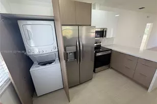 1045 SW 8th Ave, Miami, FL 33130 - Photo 3