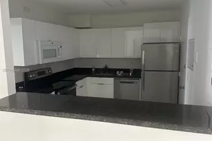 5555 Collins Ave, Miami Beach, FL 33140 - Photo 31