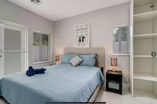 1526 NE 110th St, Miami, FL 33161 - Photo 13