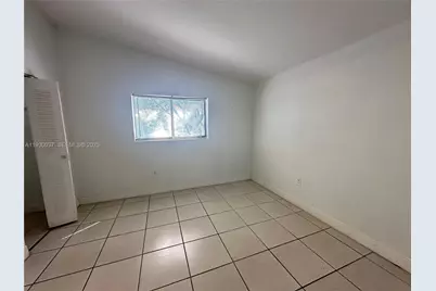 301 Palm Way #206, Pembroke Pines, FL 33025 - Photo 15