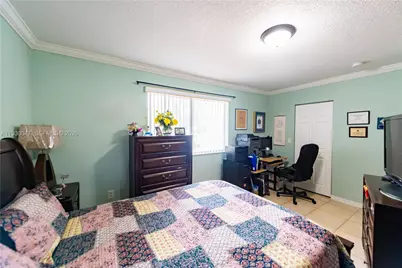 63 NW 17th Pl #6, Miami, FL 33125 - Photo 15