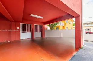 63 NW 17th Pl, Miami, FL 33125 - Photo 21