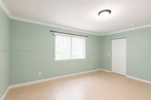 63 NW 17th Pl, Miami, FL 33125 - Photo 11