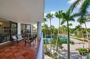 3598 Yacht Club Dr, Aventura, FL 33180 - Photo 33