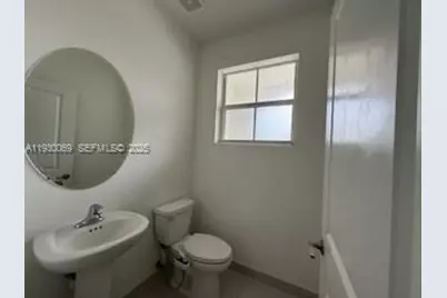 2636 SE 19th St, Homestead, FL 33035 - Photo 15