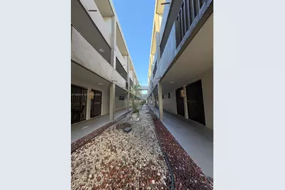 5 Olive Dr #24, Hialeah, FL 33010 - Photo 15