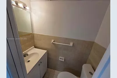 5 Olive Dr #24, Hialeah, FL 33010 - Photo 5