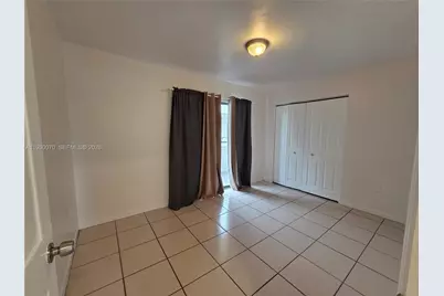 5 Olive Dr #24, Hialeah, FL 33010 - Photo 7